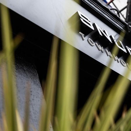 The Snug Townhouse Hotel Galway Exterior foto